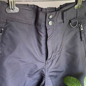 Like new, Athletech black snow/ski pants. Size L/G (10/12) boys